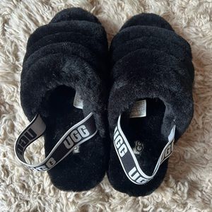 UGG Fluff Yeah Sandals